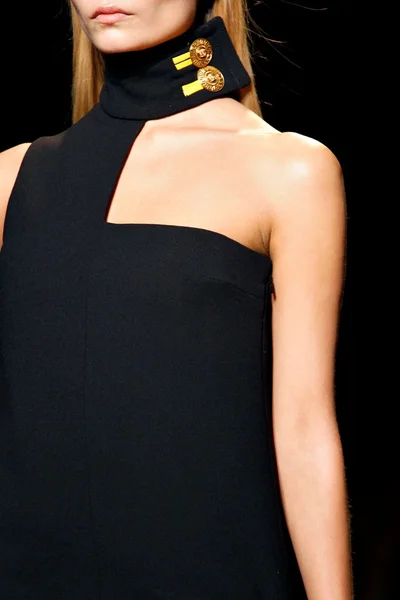 Look 1